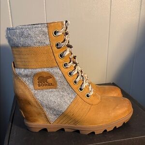 Sorel Women's Brown and Gray Lace Up Wedge Heel Boots